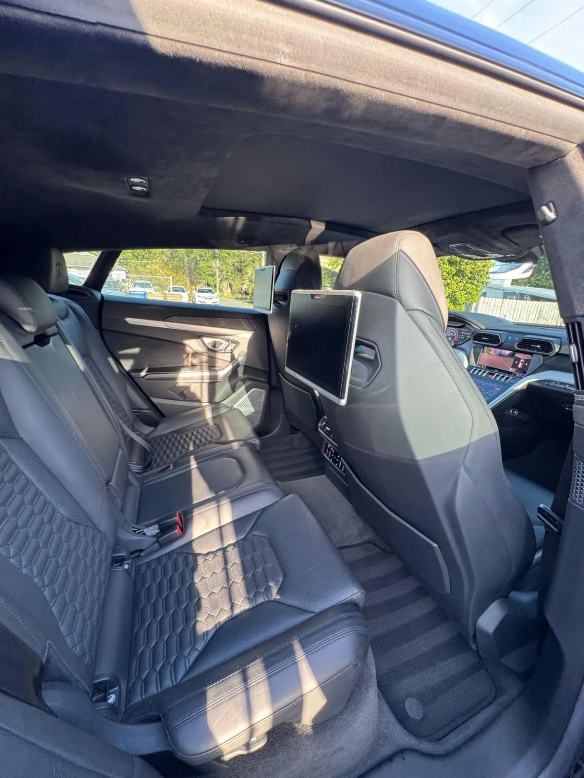 2019 Lamborghini Urus Base AWD
