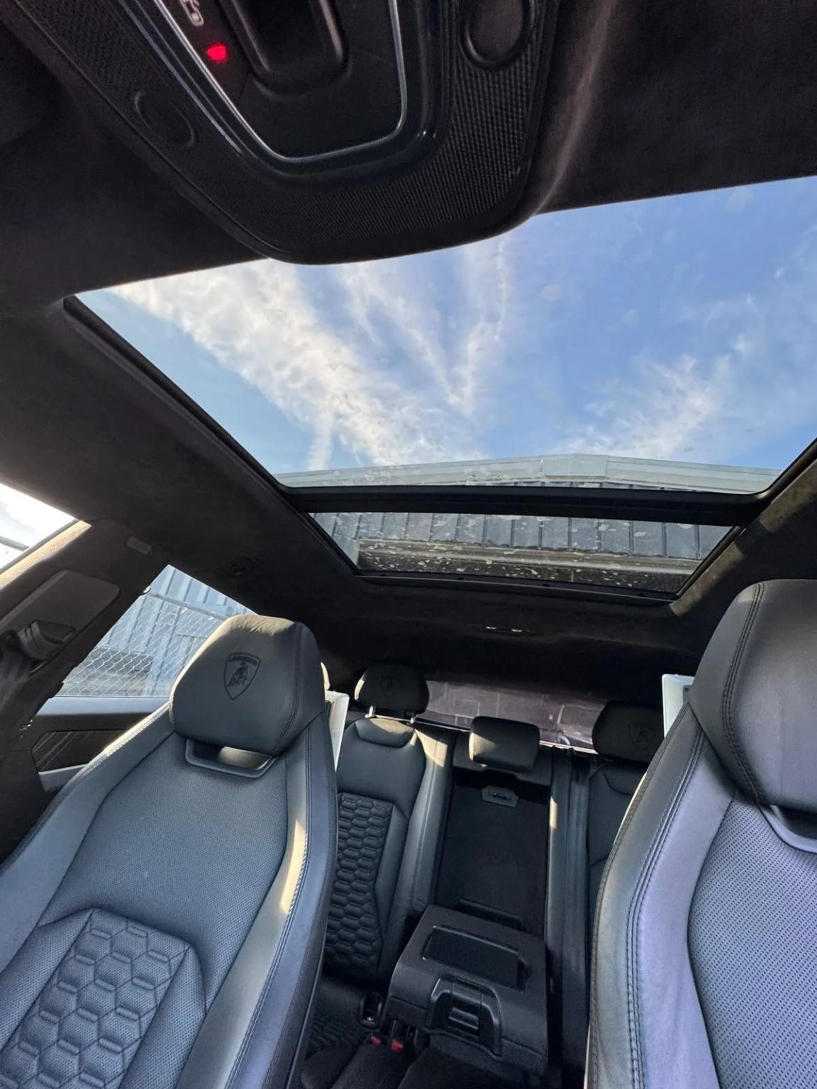 2019 Lamborghini Urus Base AWD