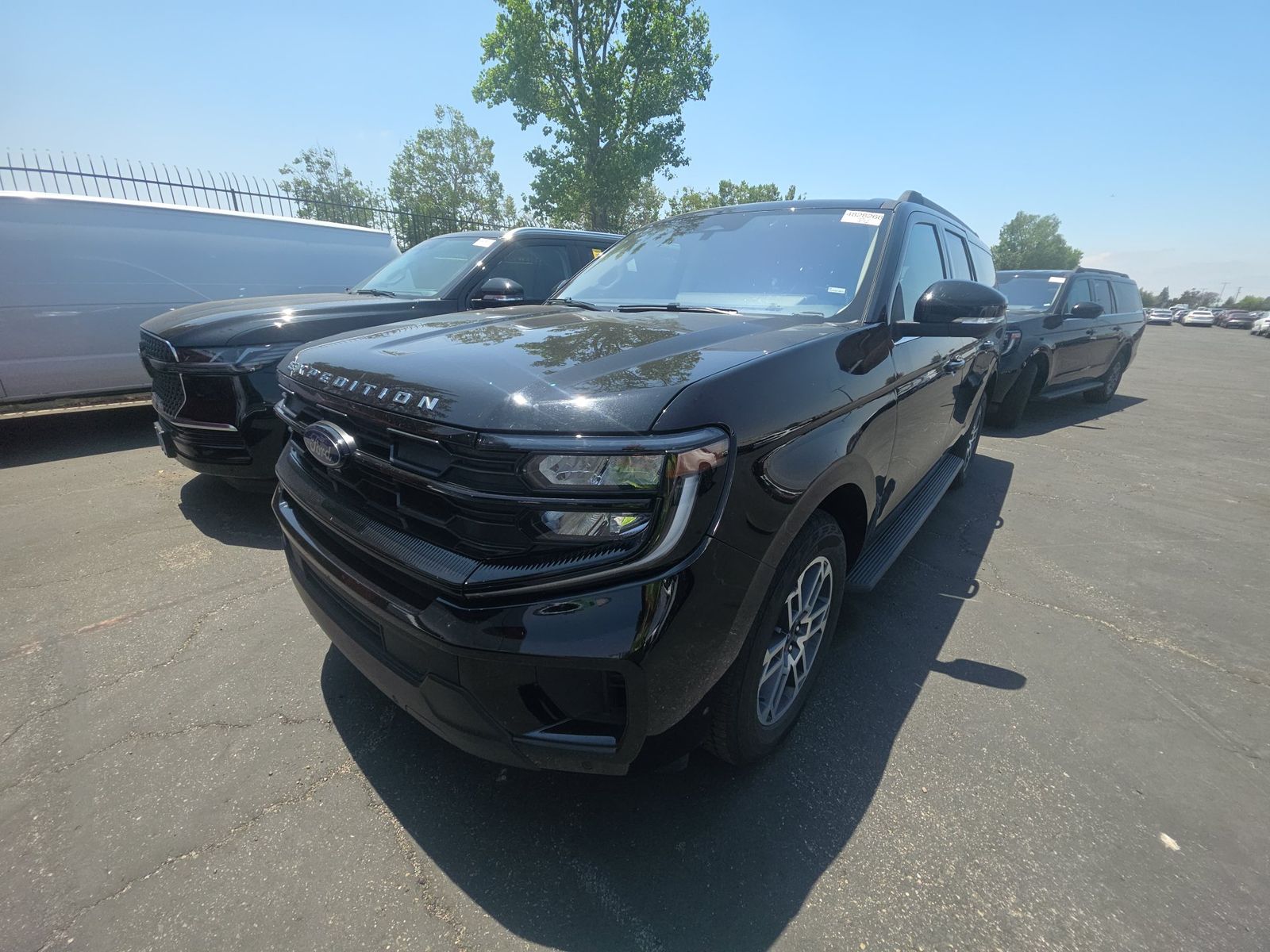 FORD EXPEDITION MAX - 1