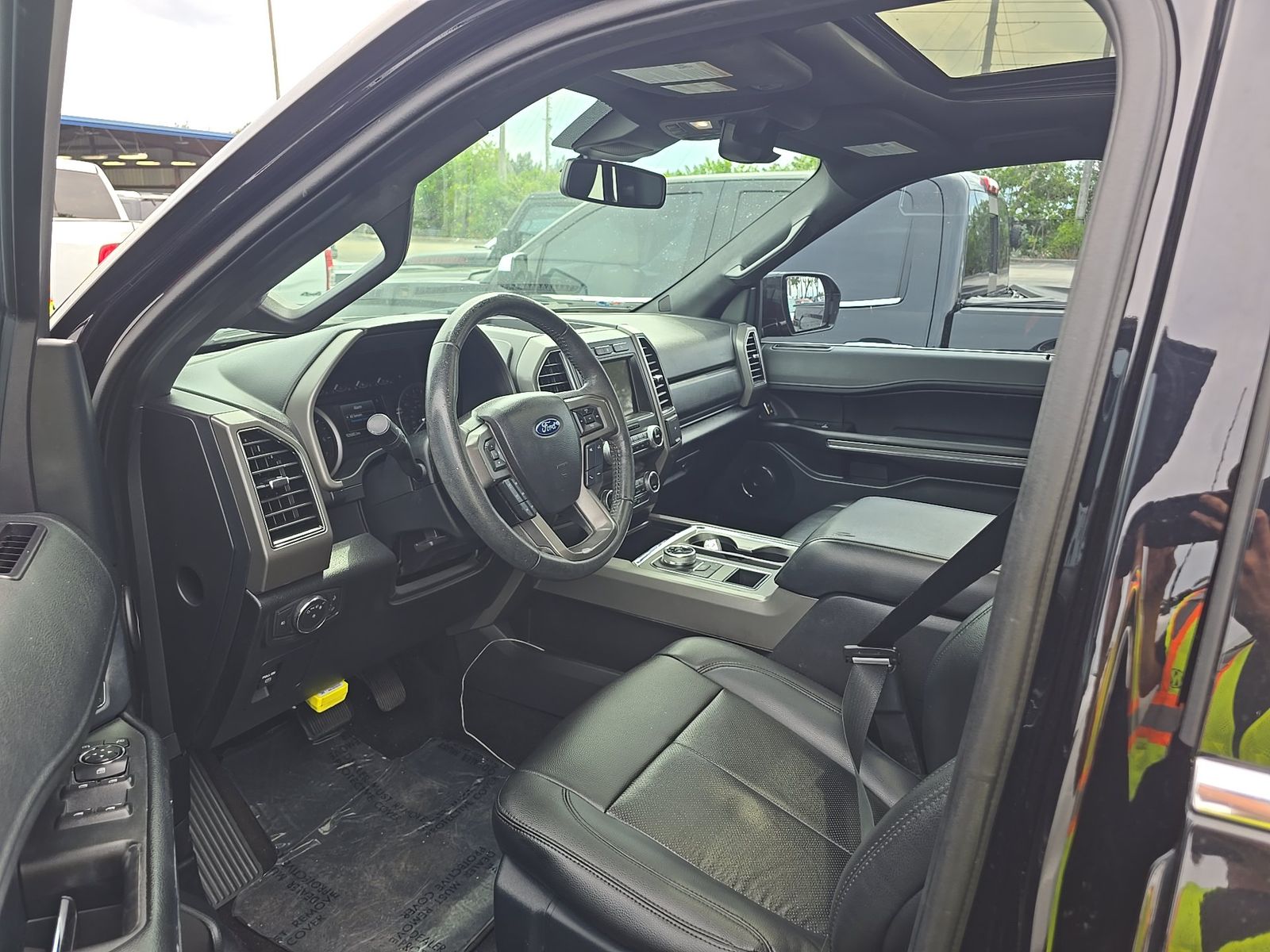 FORD EXPEDITION - 8