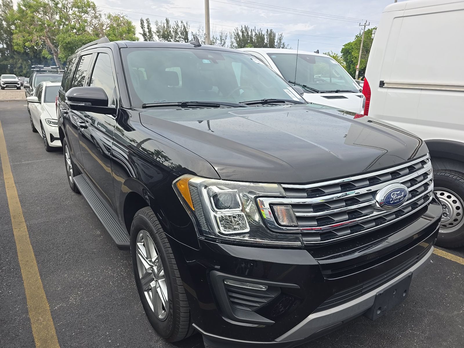 FORD EXPEDITION - 4