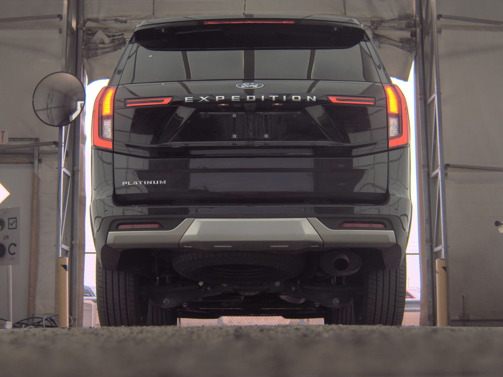 FORD EXPEDITION - 8
