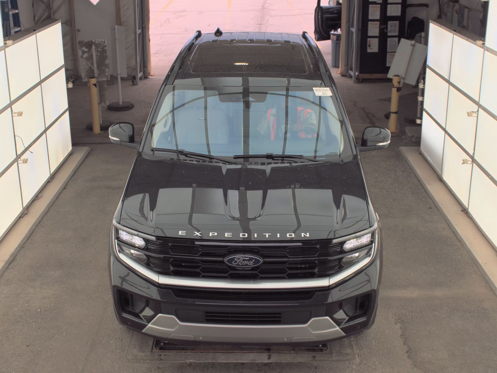 FORD EXPEDITION - 3