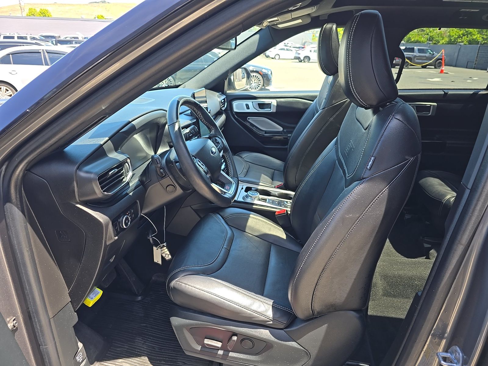 FORD EXPLORER - 8