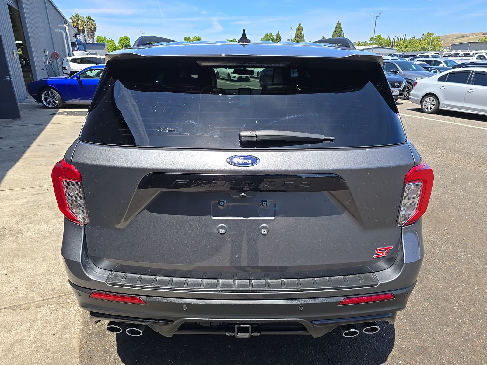 FORD EXPLORER - 6