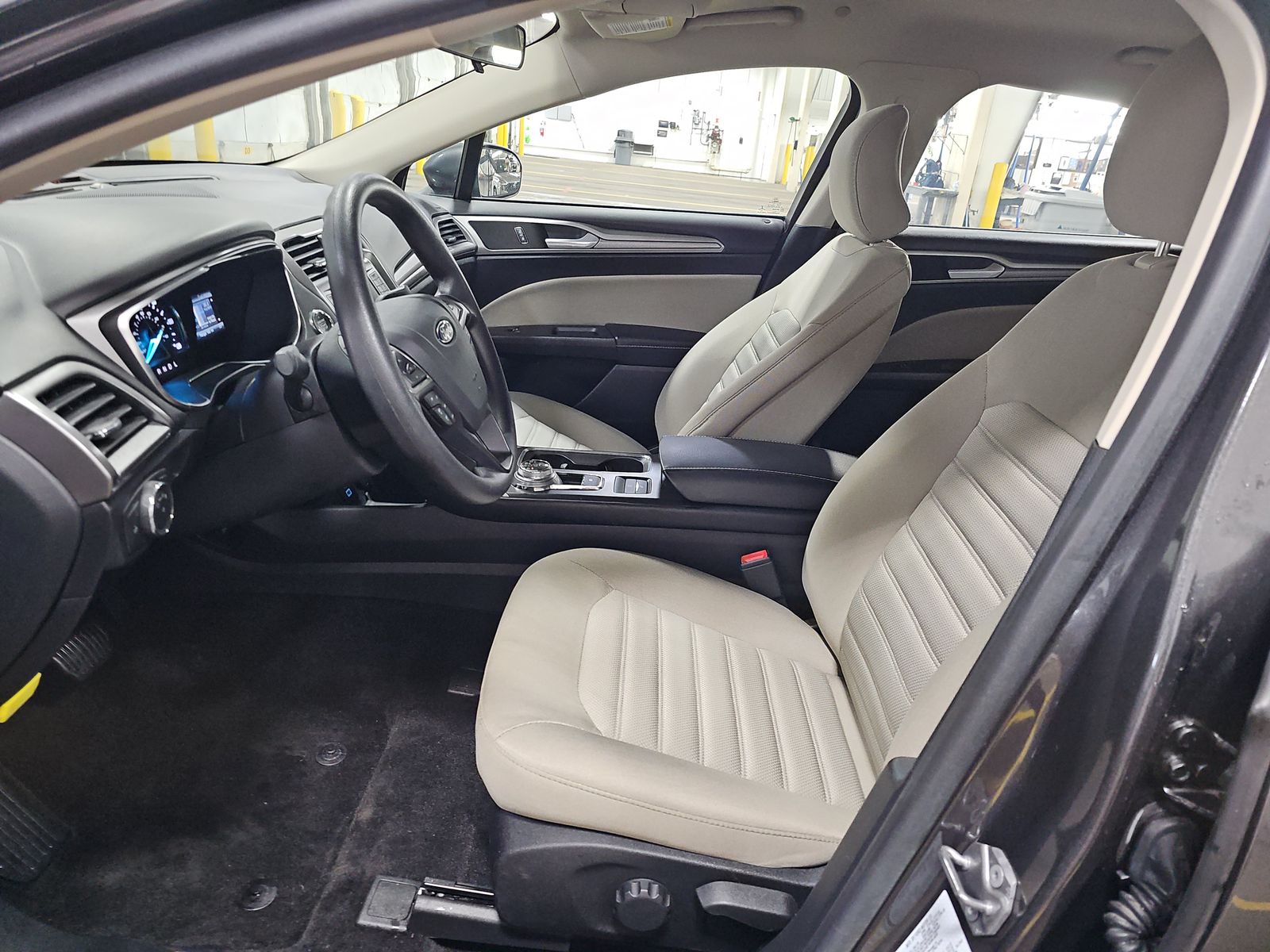 FORD FUSION - 6