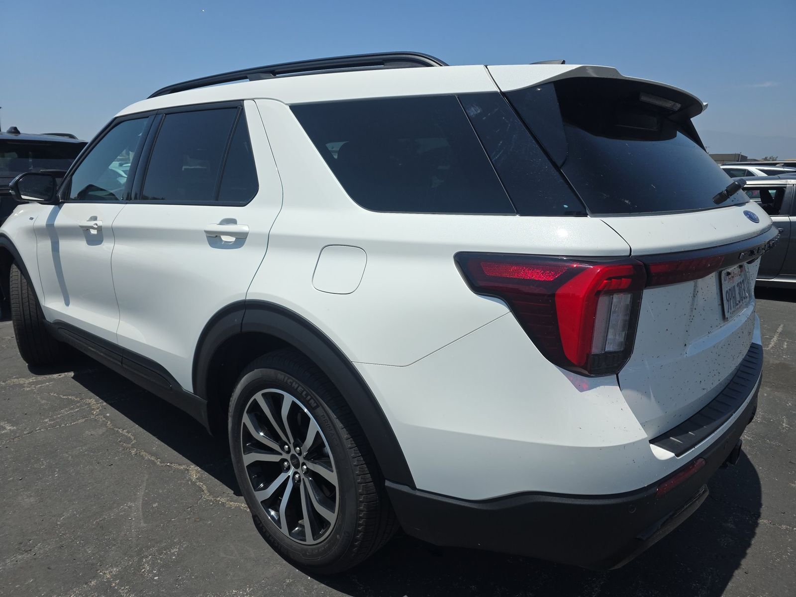 FORD EXPLORER - 7