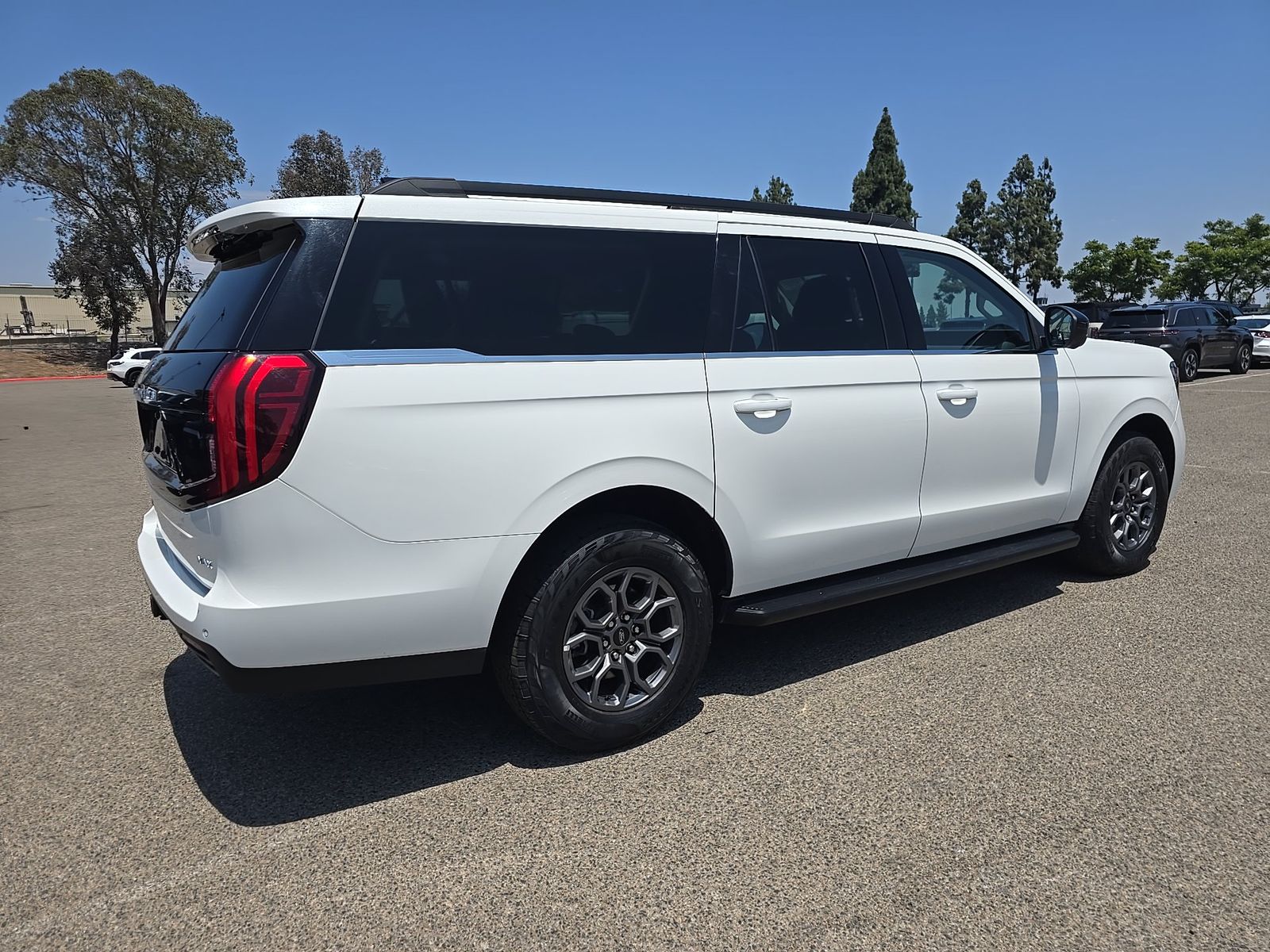 FORD EXPEDITION MAX - 5