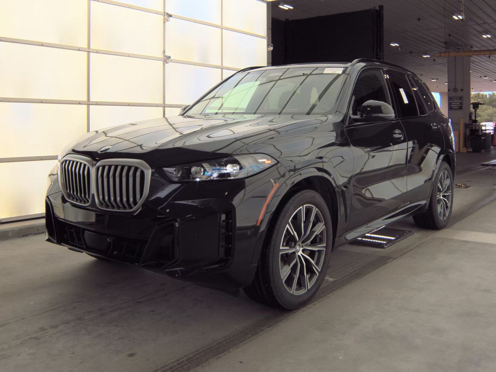 2025 BMW X5 xDrive40i AWD