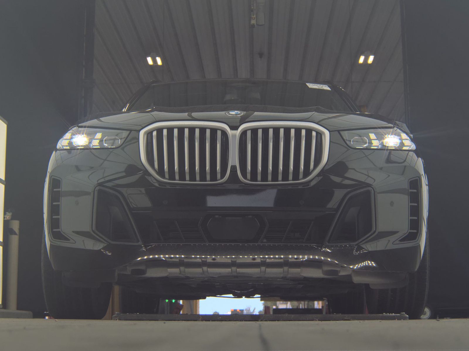 2025 BMW X5 xDrive40i AWD
