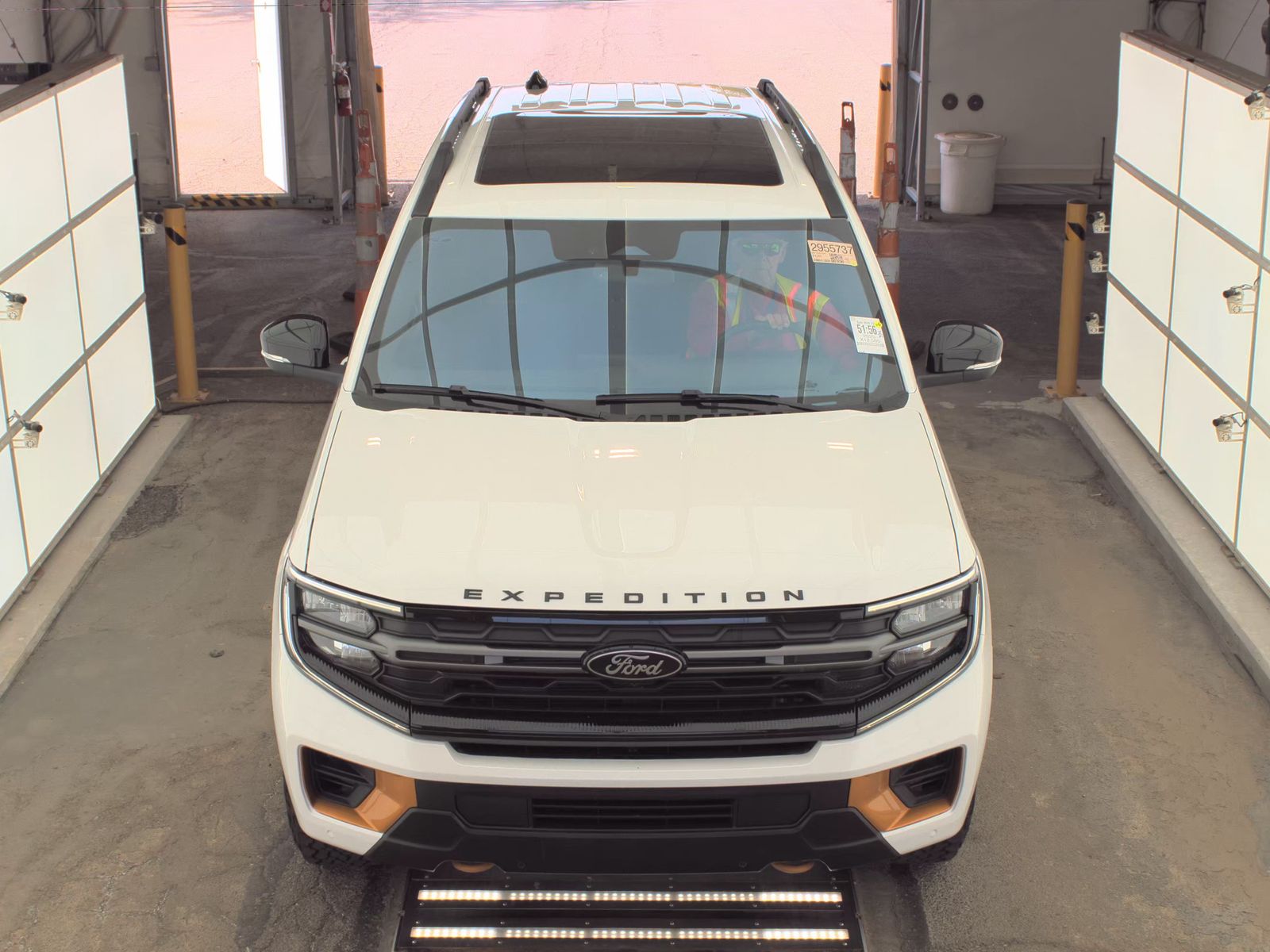 FORD EXPEDITION - 3