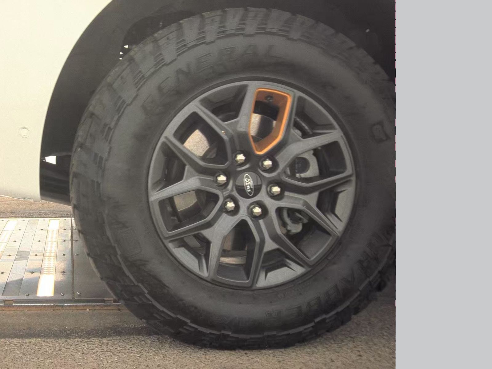 FORD EXPEDITION - 10