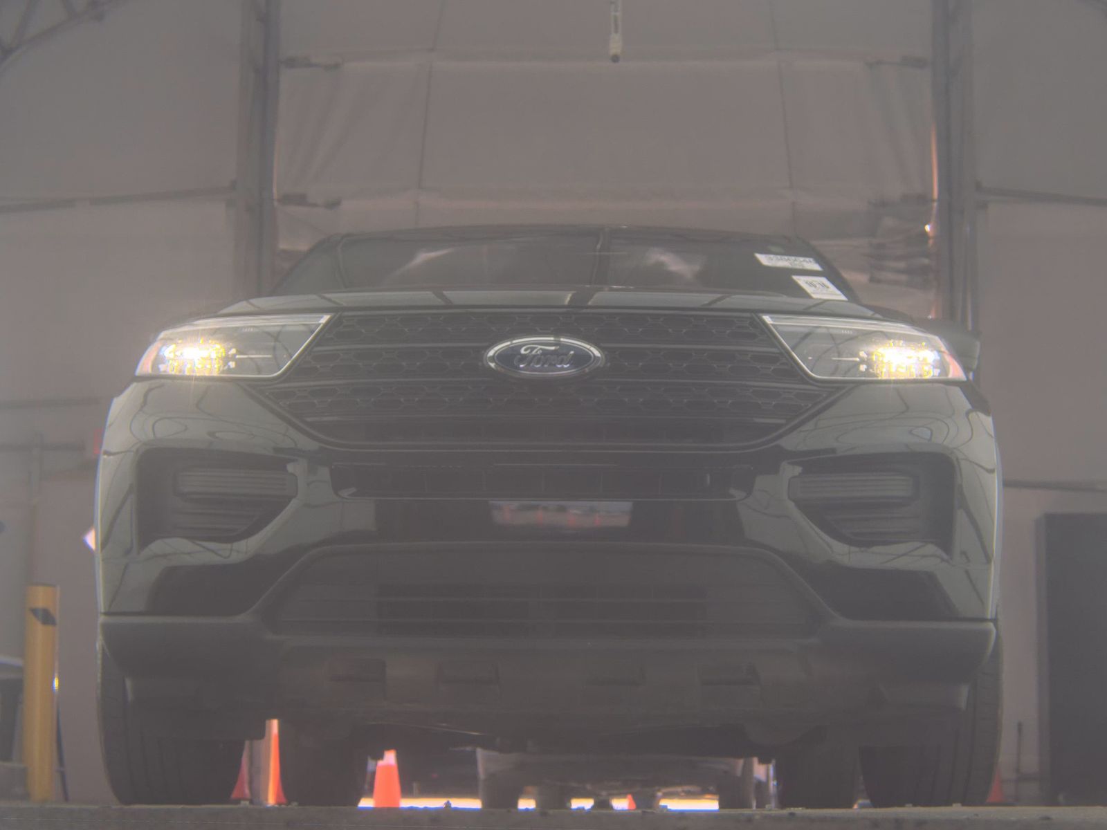FORD EXPLORER - 4