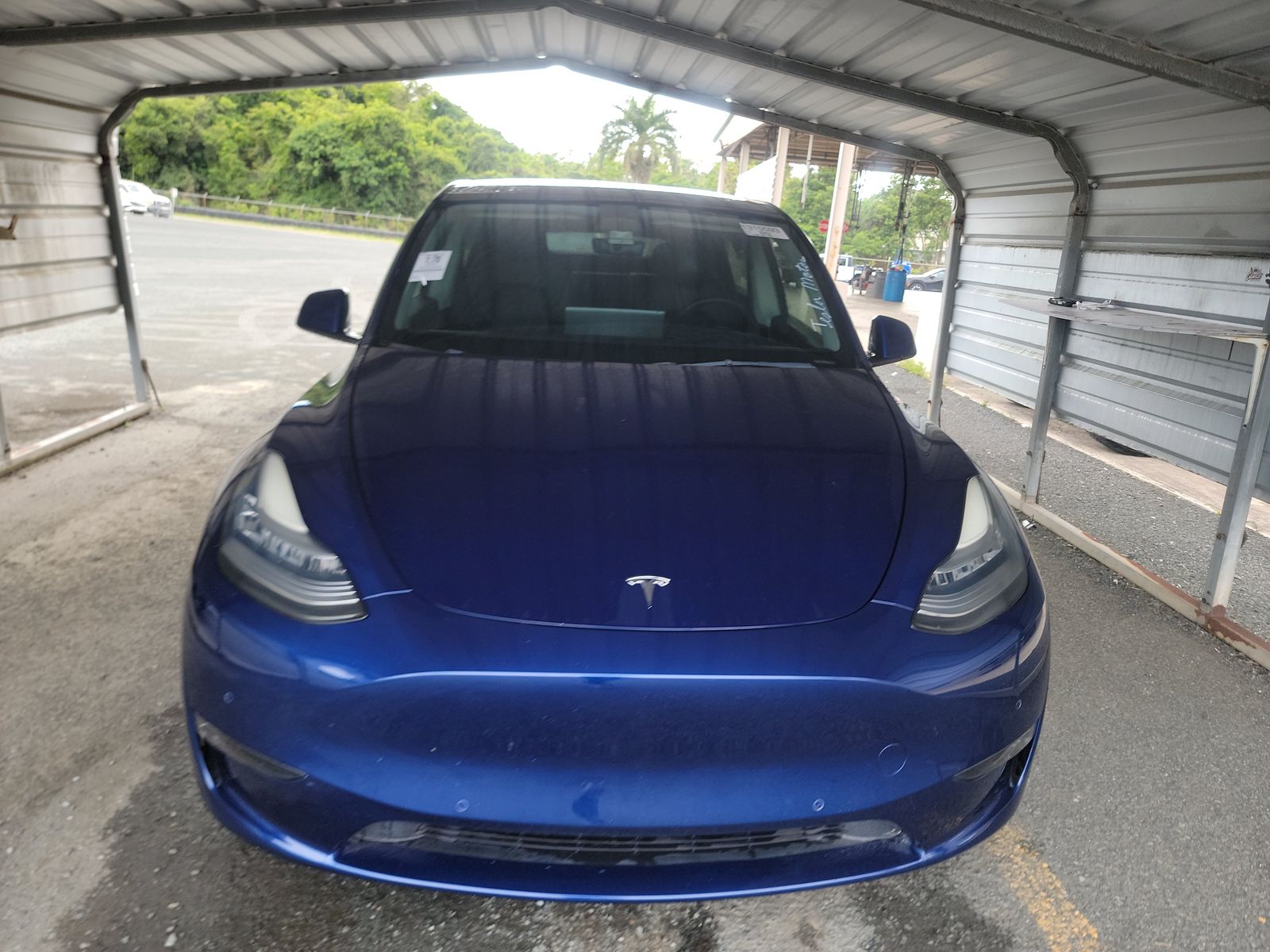 TESLA MODEL Y - 3