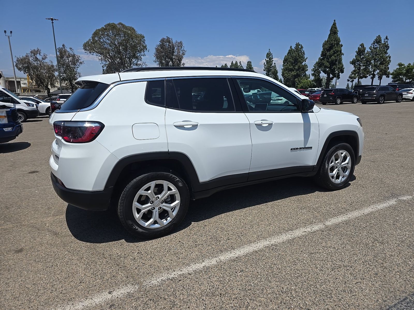 2024 Jeep Compass Latitude AWD
