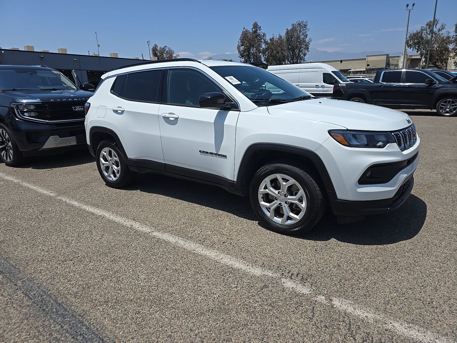 2024 Jeep Compass Latitude AWD
