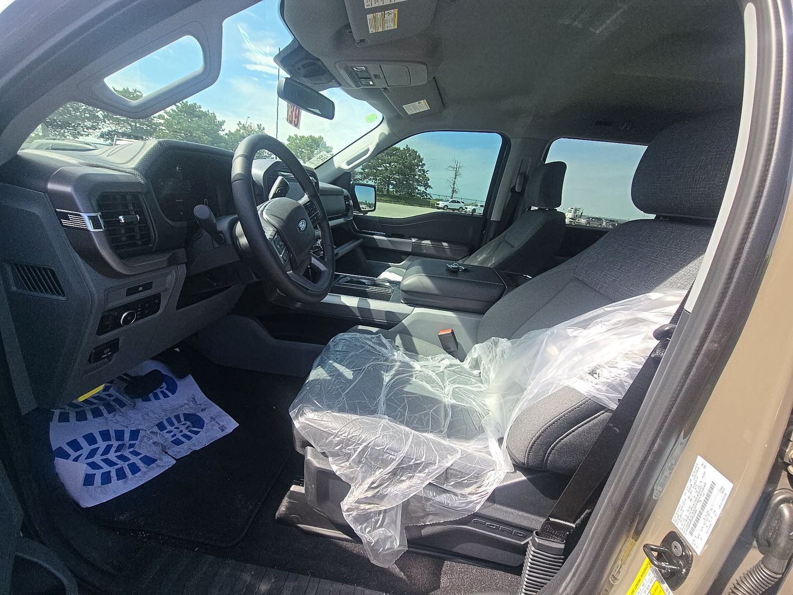 FORD F-150 - 8