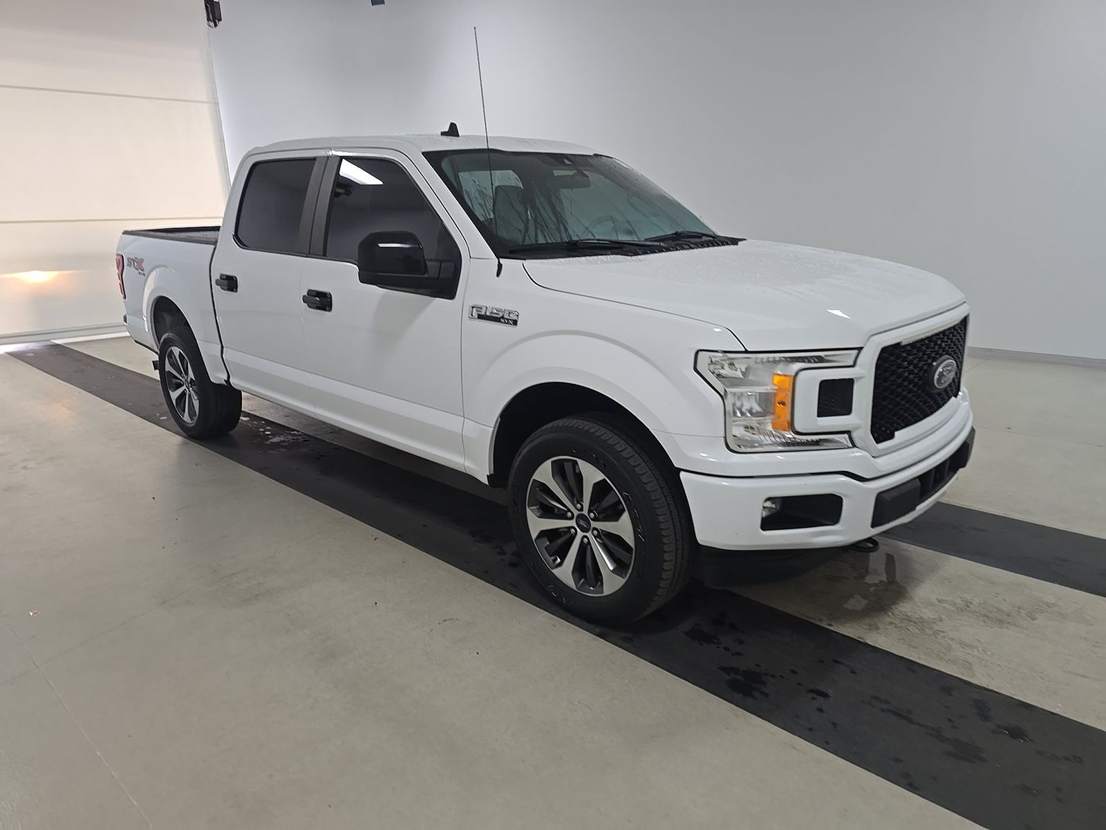 FORD F-150 - 4