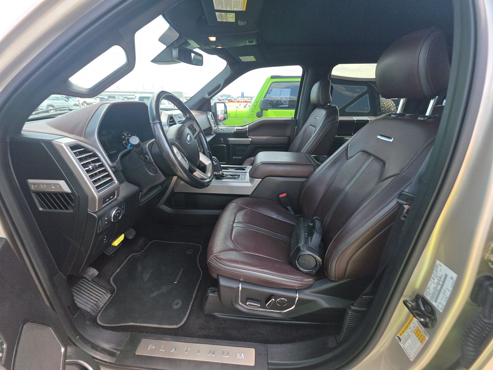 FORD F-150 - 8