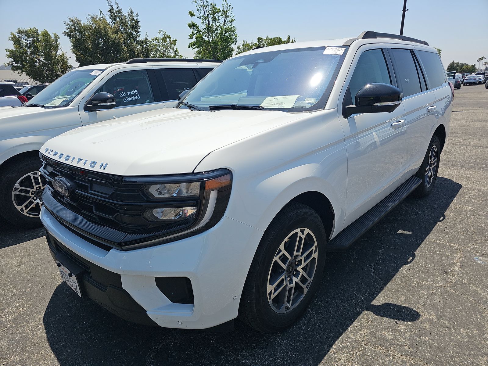 FORD EXPEDITION - 1