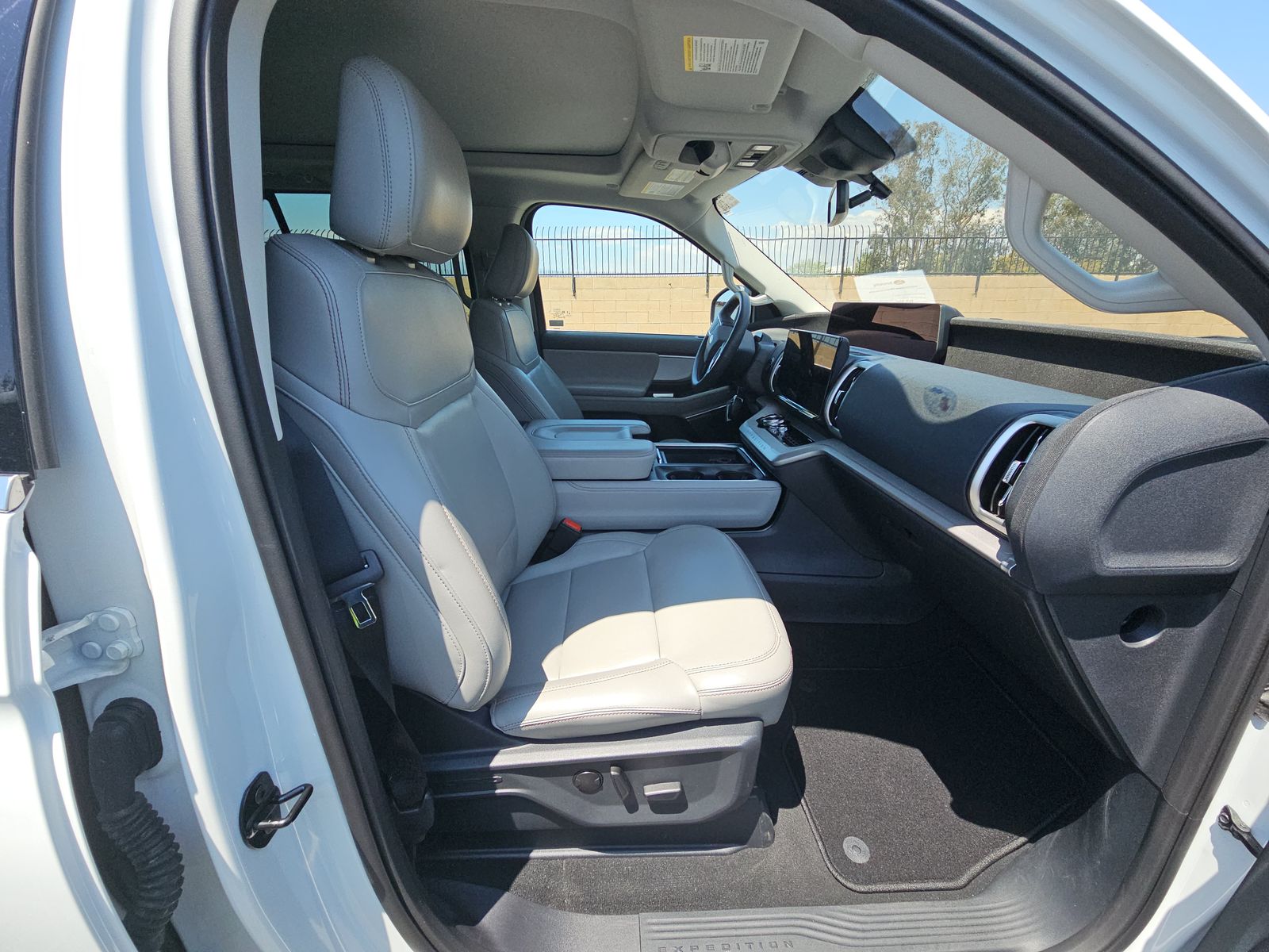 FORD EXPEDITION - 9