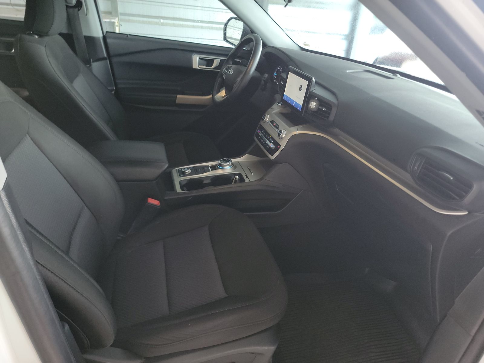 FORD EXPLORER - 9