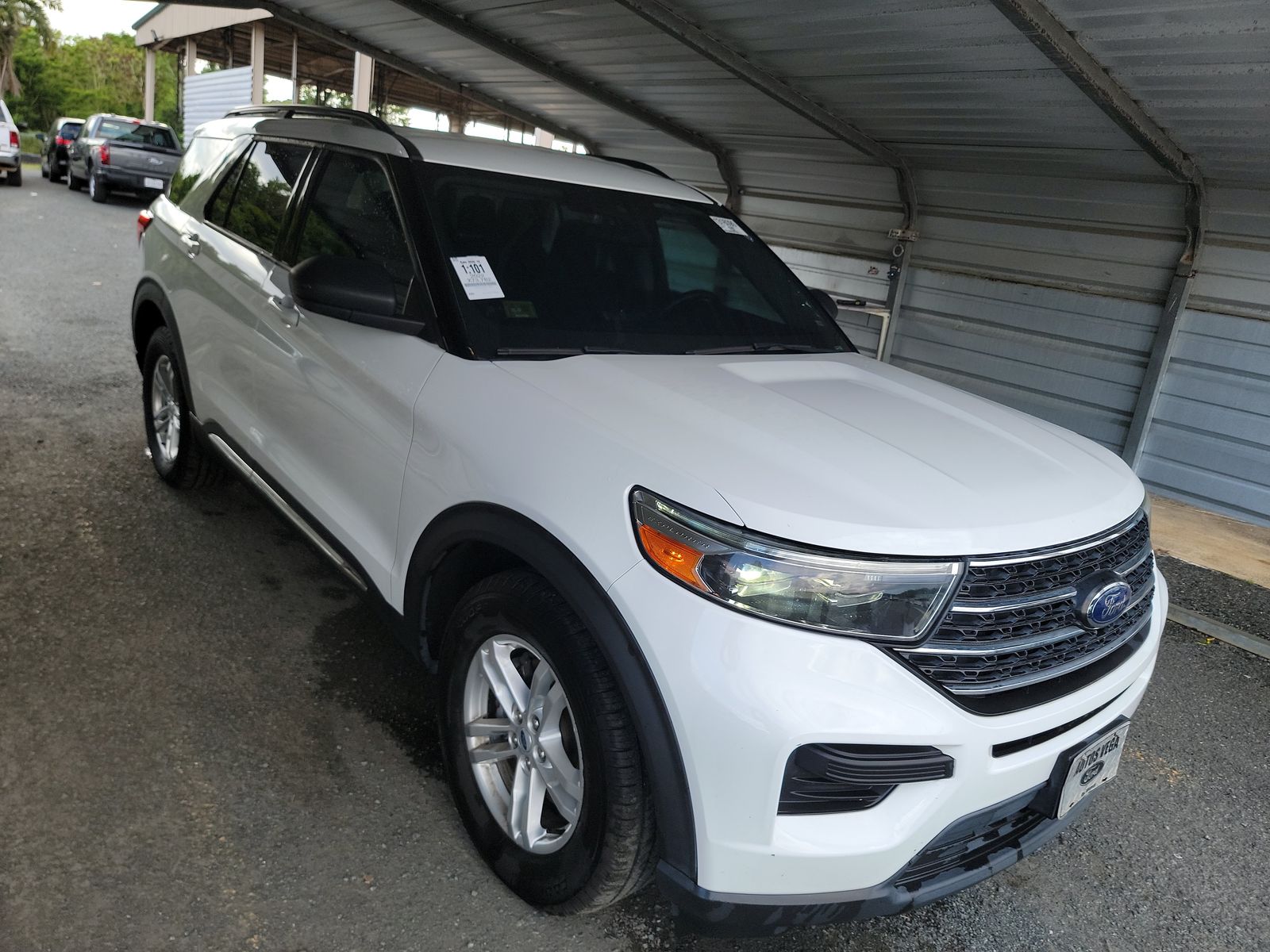 FORD EXPLORER - 4