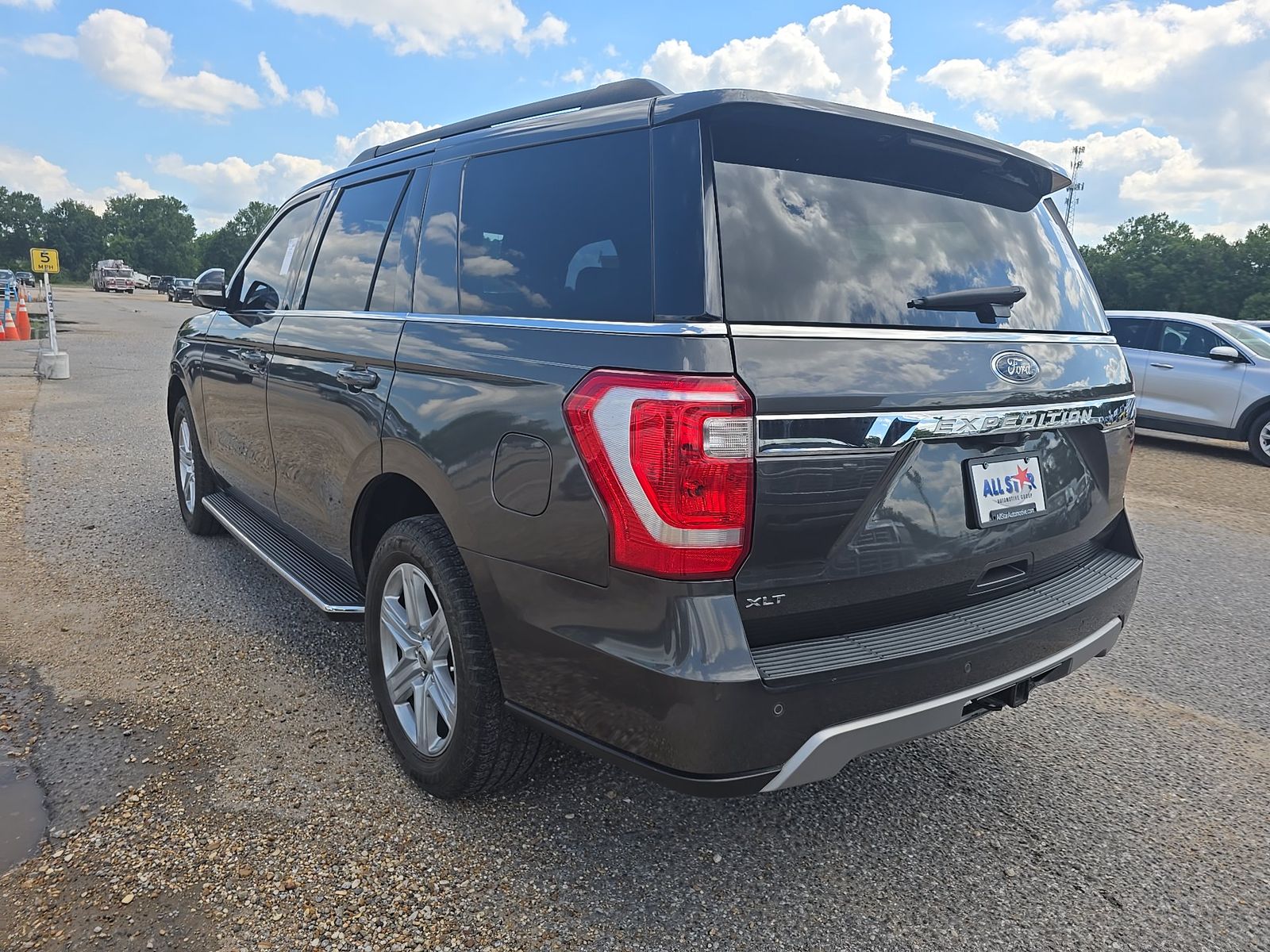 FORD EXPEDITION - 7