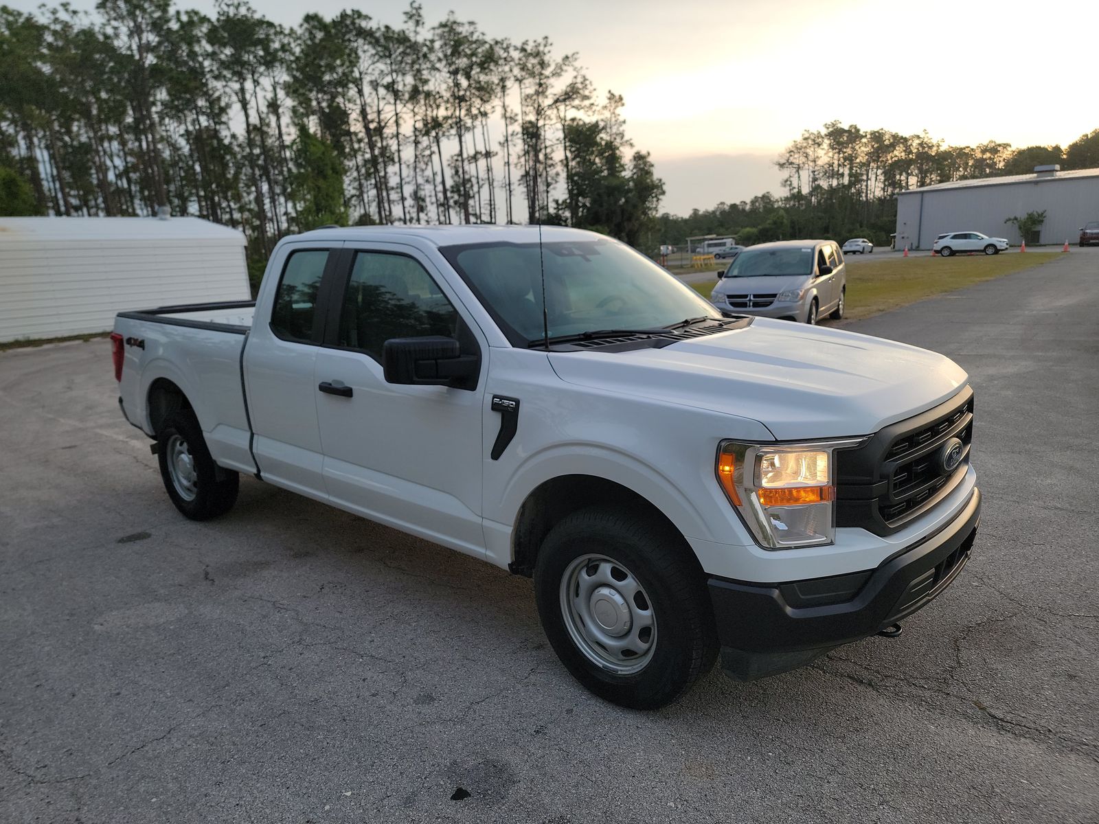 FORD F-150 - 4