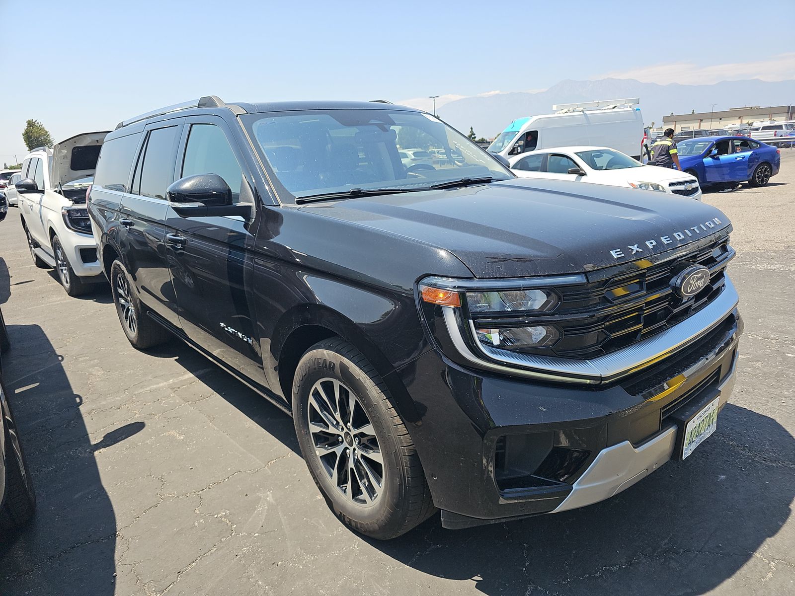 FORD EXPEDITION MAX - 4