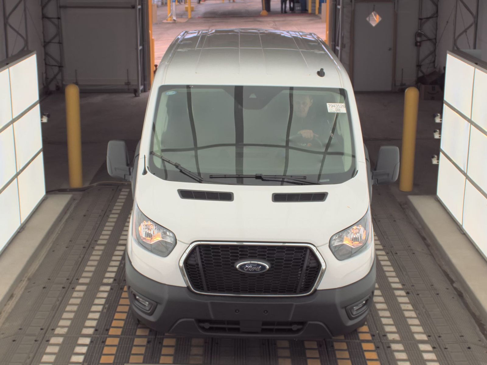 FORD TRANSIT 250 - 3