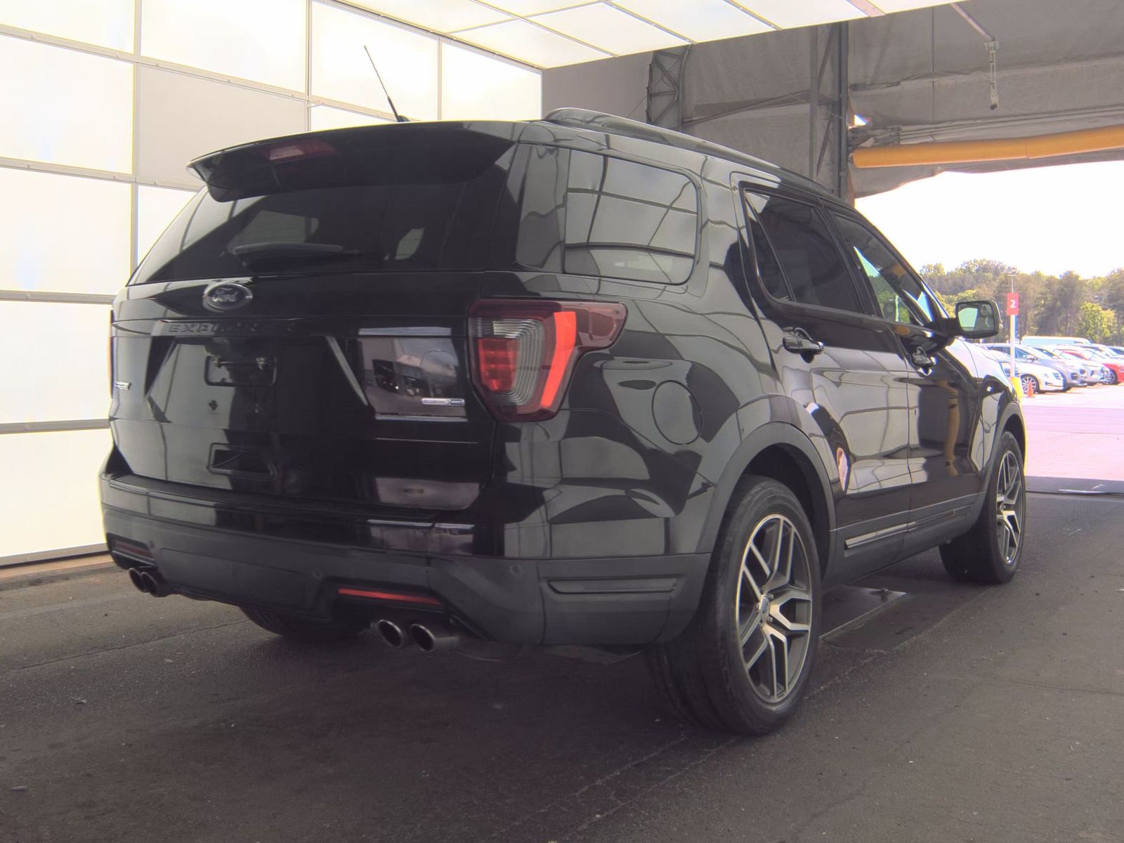 FORD EXPLORER - 5