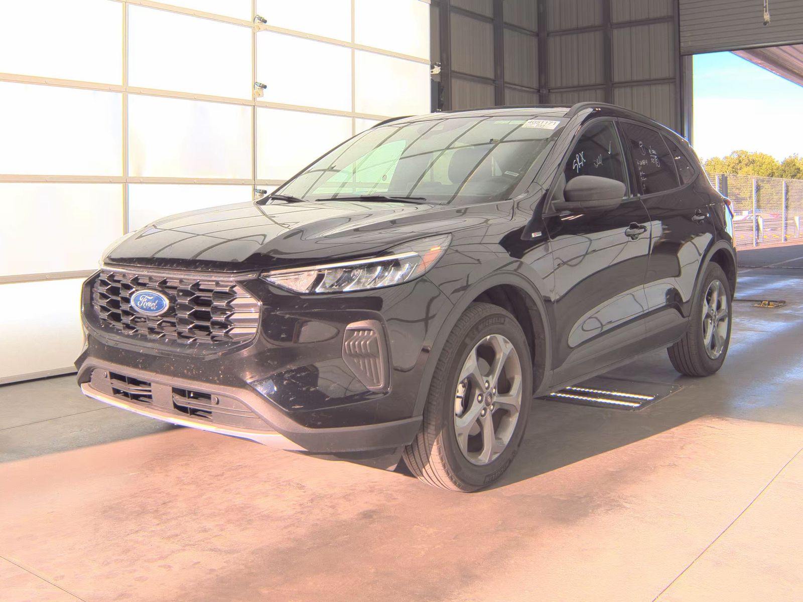 FORD ESCAPE - 1
