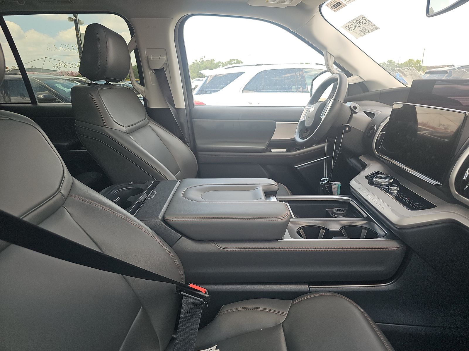 FORD EXPEDITION - 9