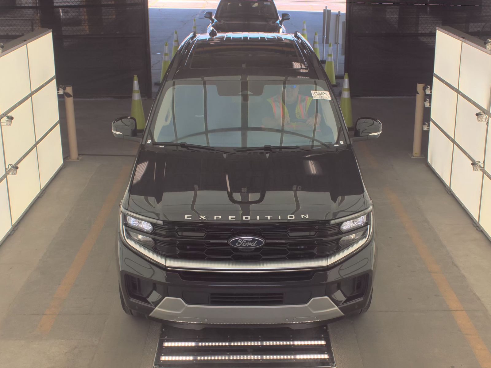 FORD EXPEDITION - 3