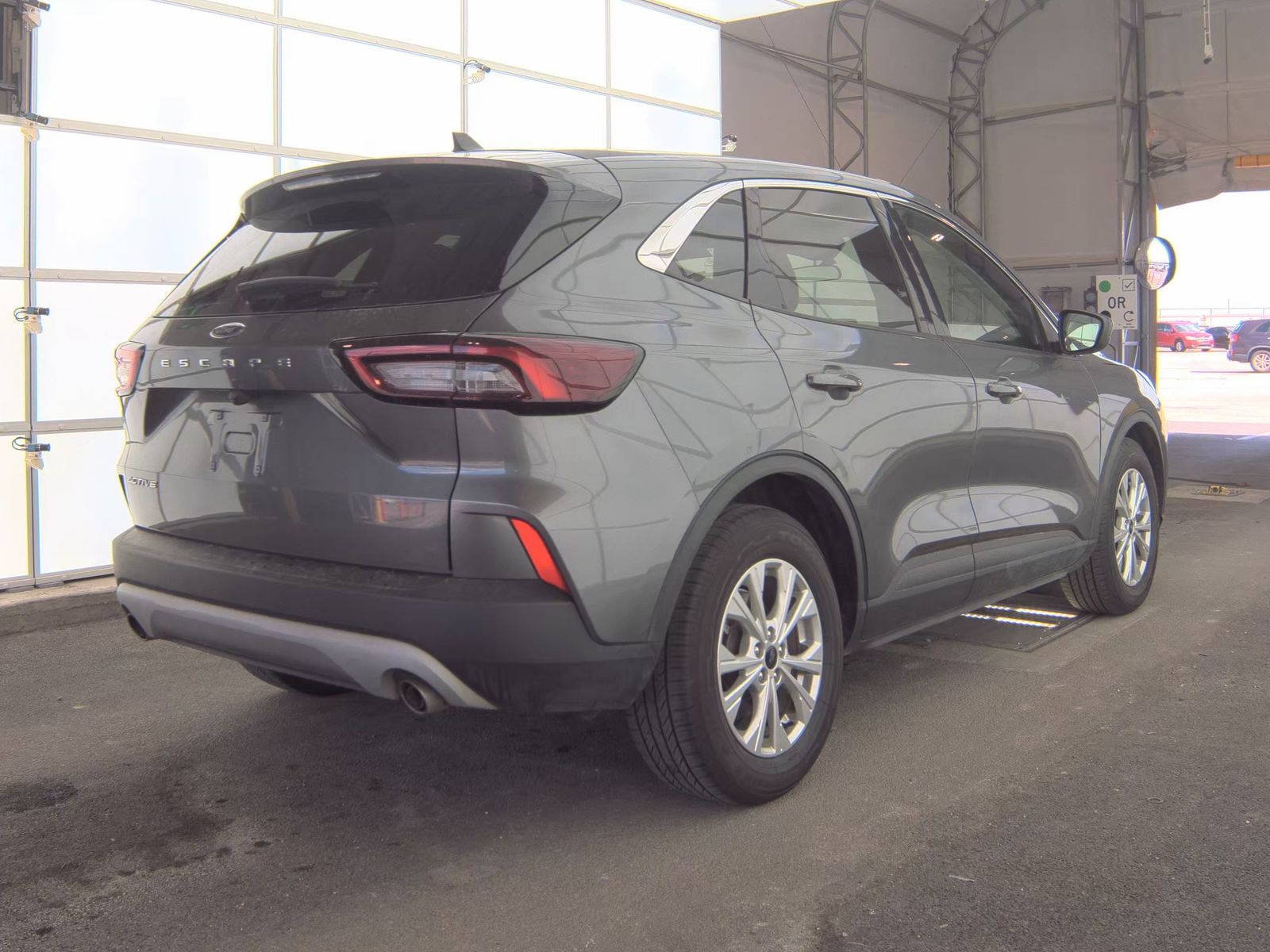 FORD ESCAPE - 6