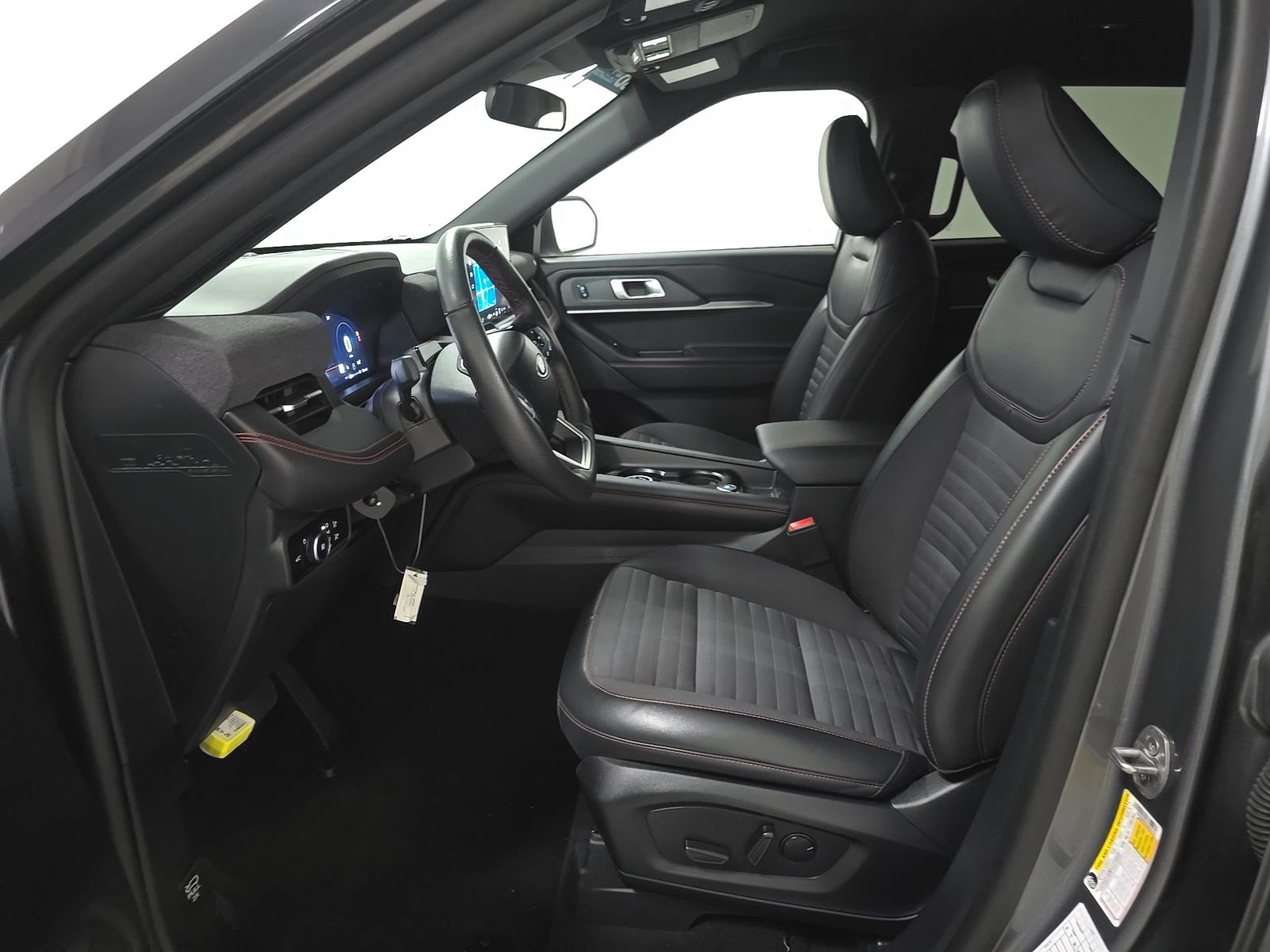 FORD EXPLORER - 8