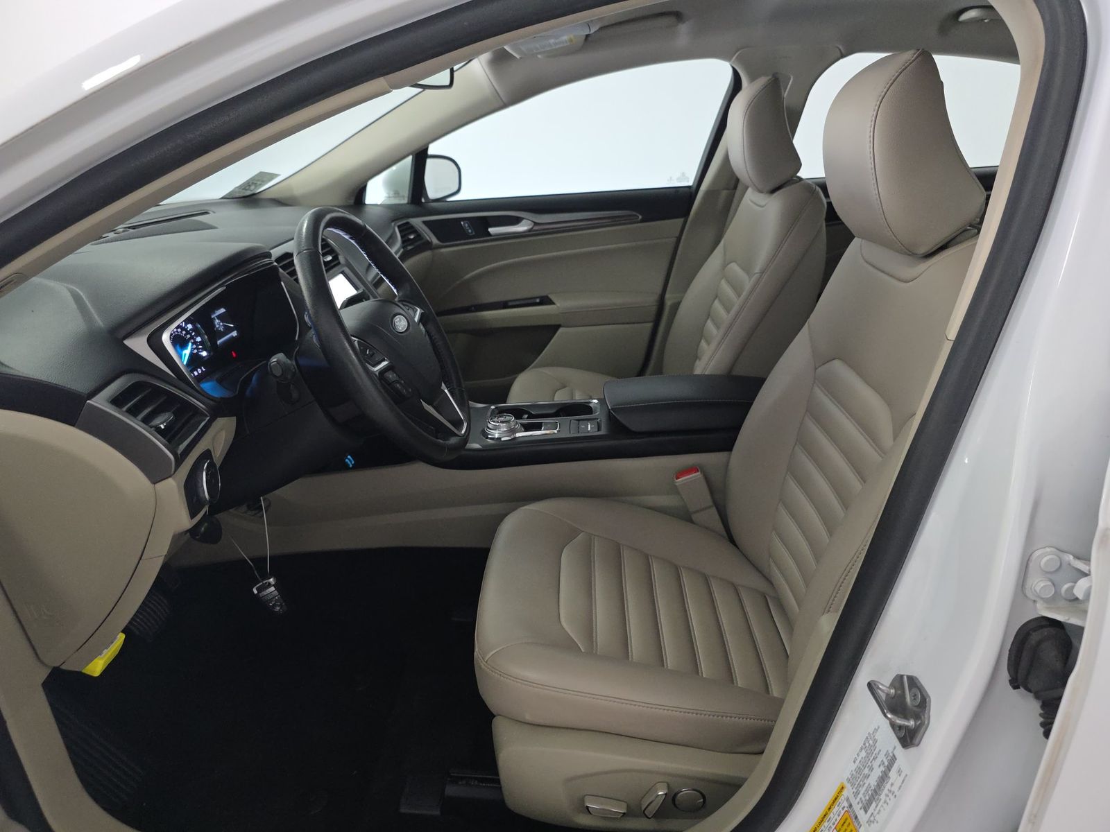 FORD FUSION - 8