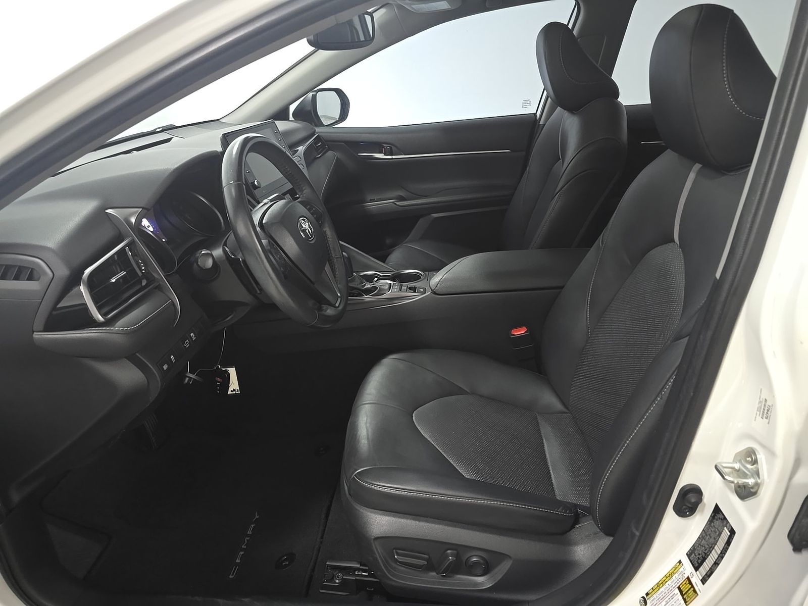 TOYOTA CAMRY - 8