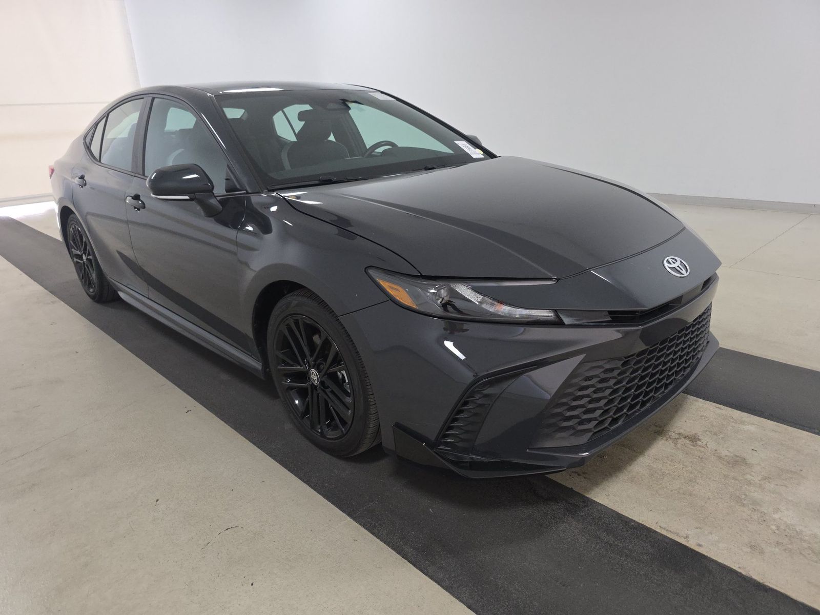 TOYOTA CAMRY - 4