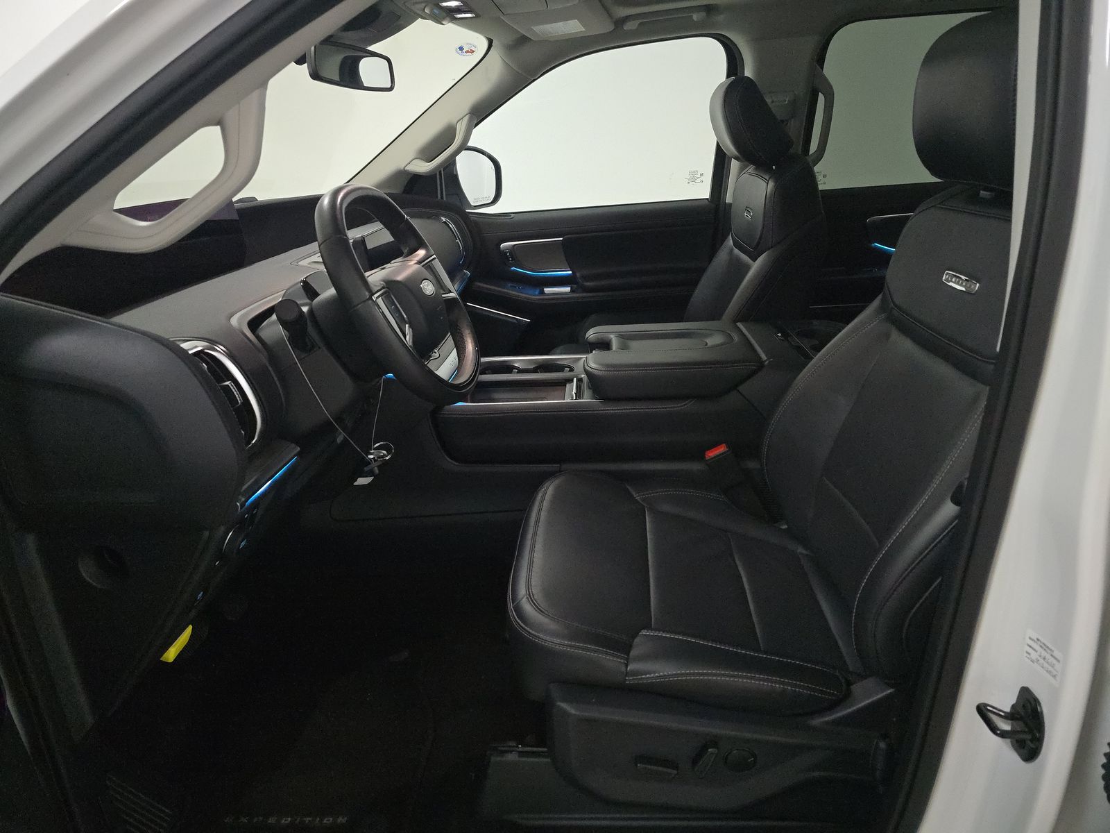 FORD EXPEDITION - 8
