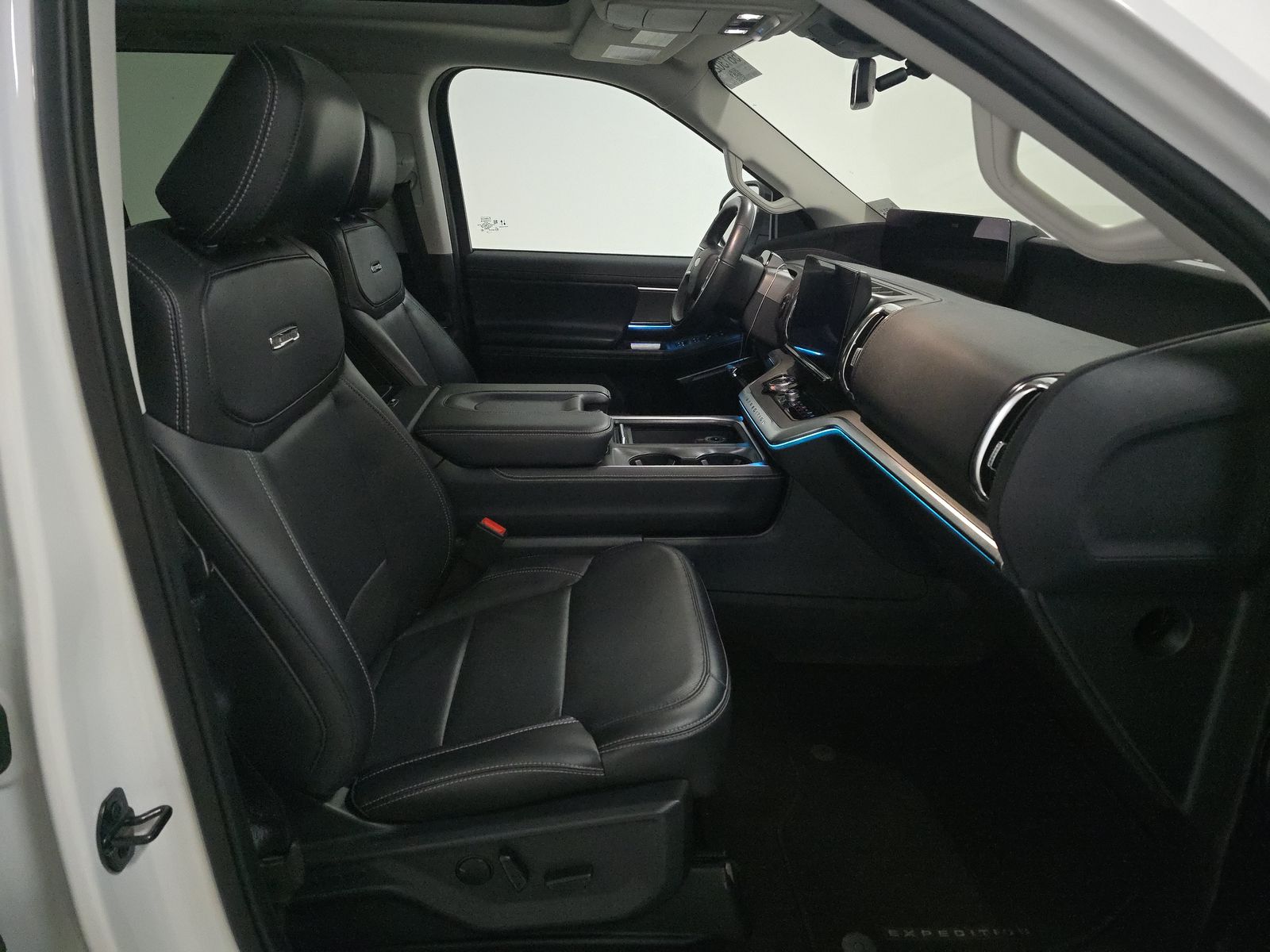 FORD EXPEDITION - 9