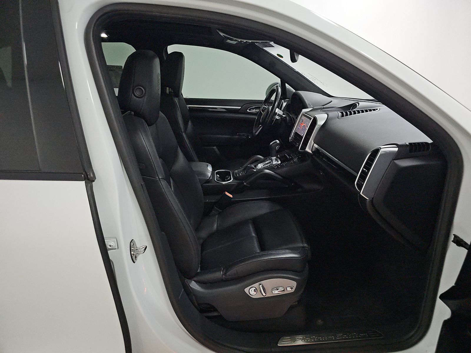 PORSCHE CAYENNE - 9