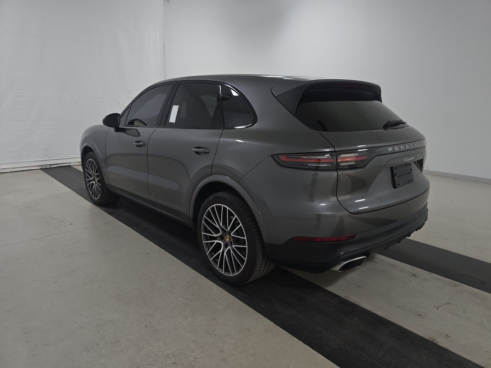 PORSCHE CAYENNE - 7