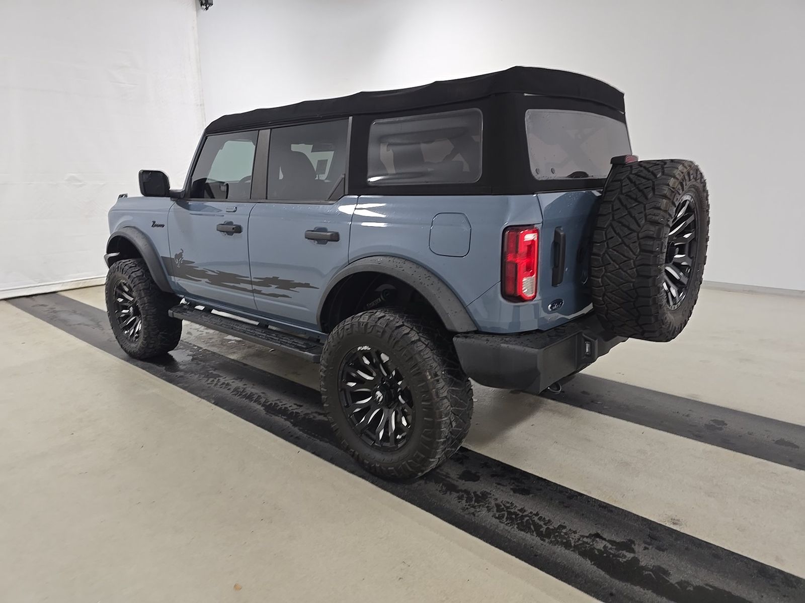 FORD BRONCO - 7