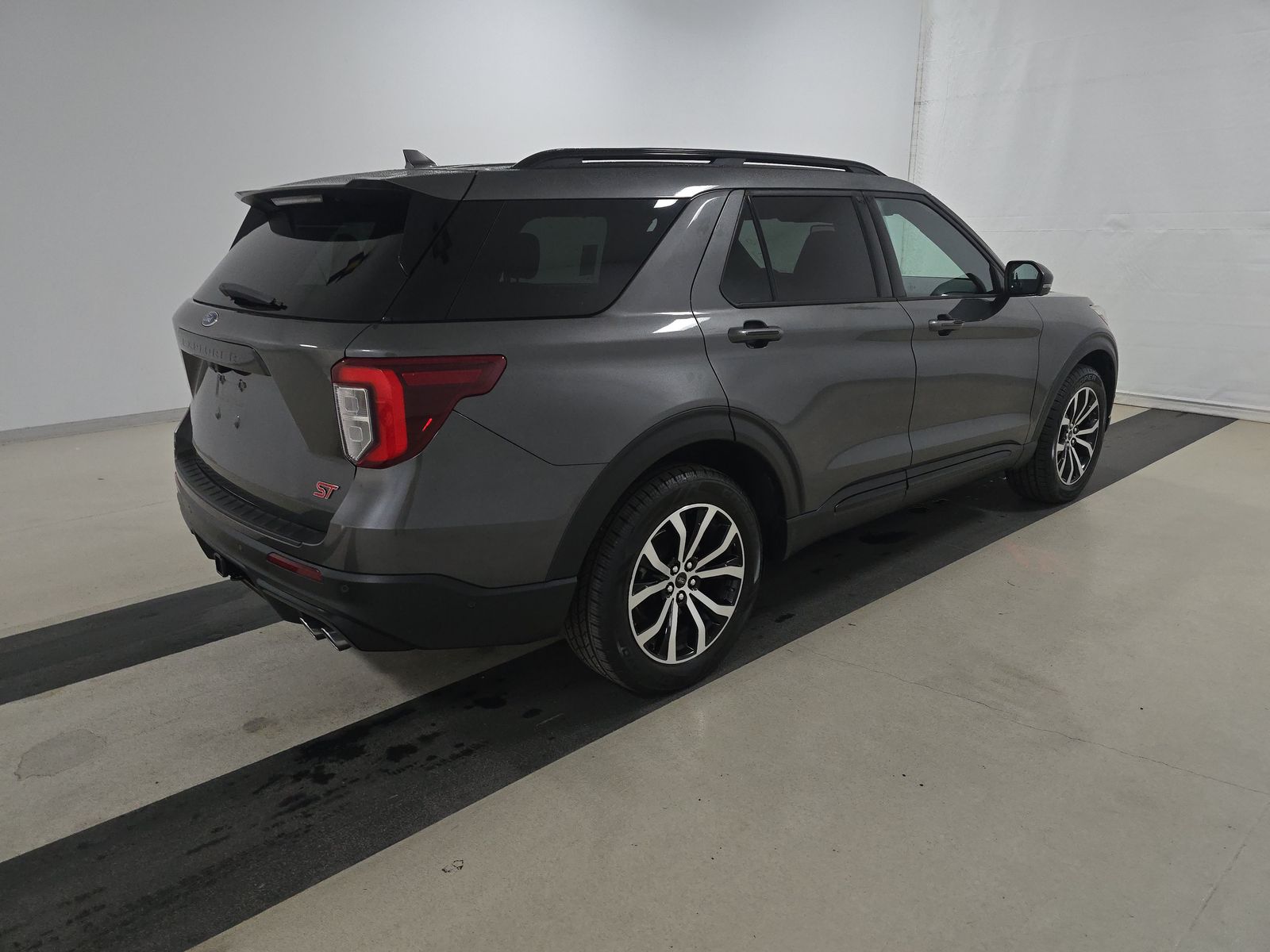 FORD EXPLORER - 5