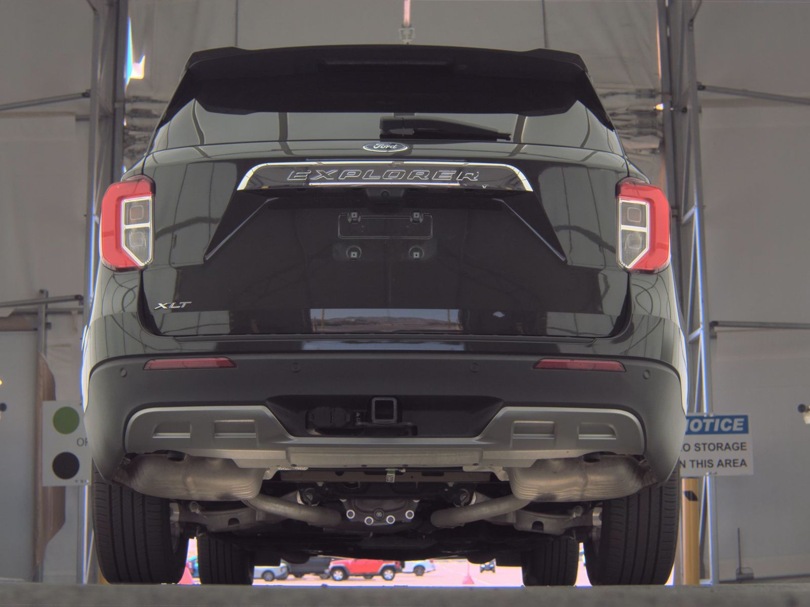 FORD EXPLORER - 8