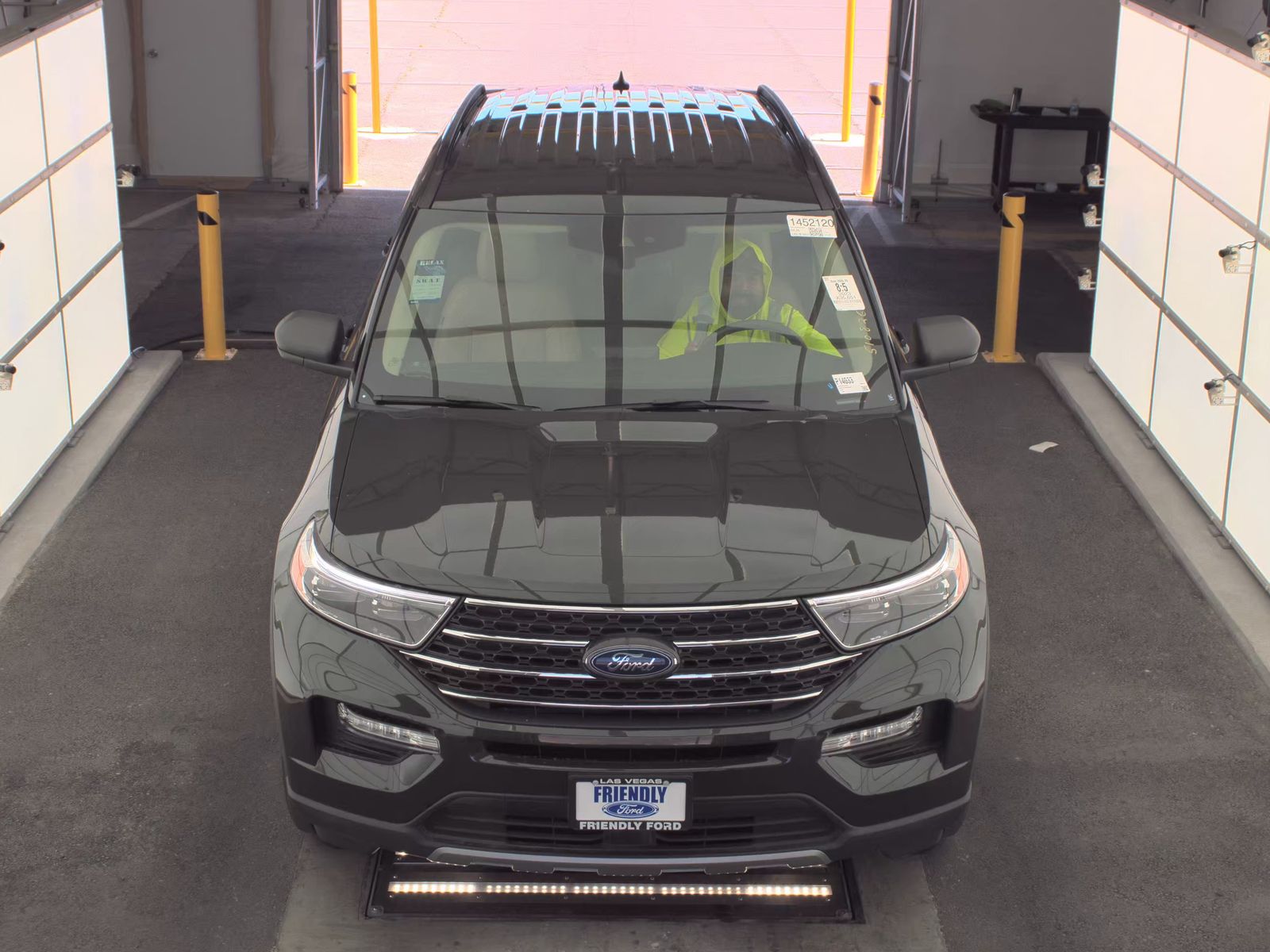 FORD EXPLORER - 3