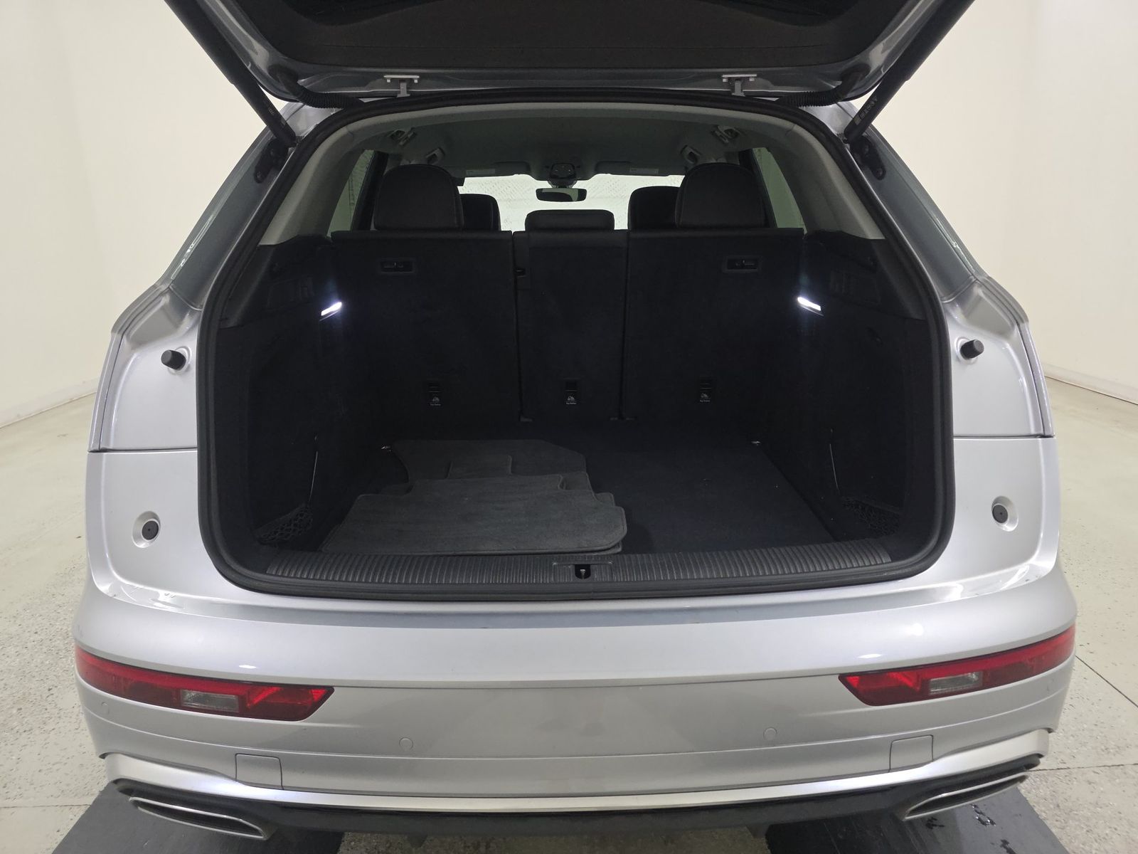 2023 Audi Q5 S line Premium AWD