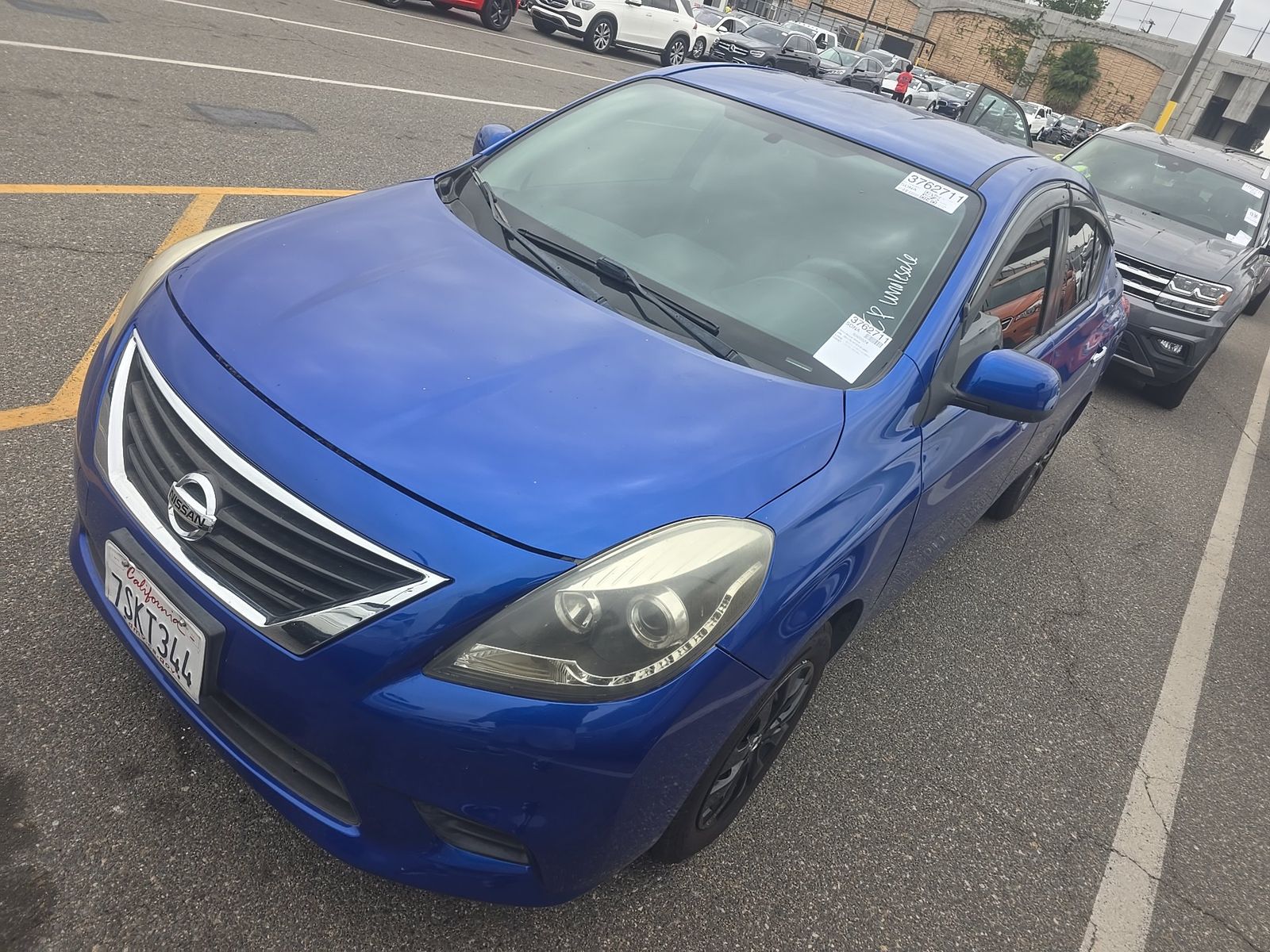NISSAN VERSA - 1
